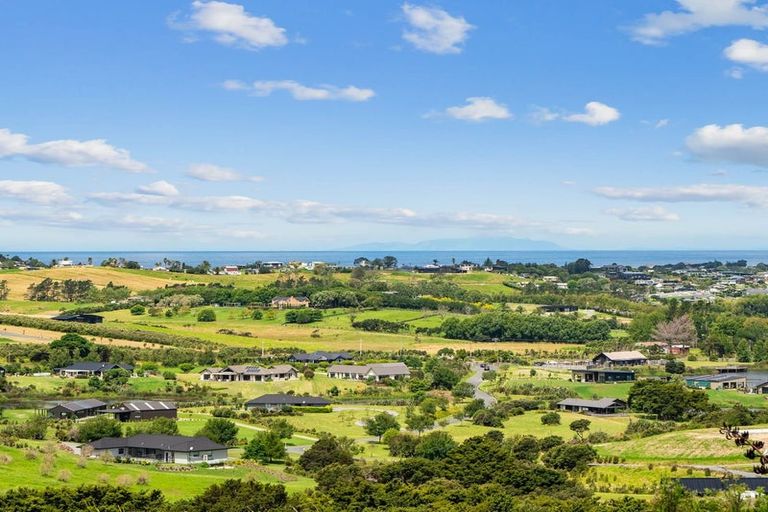 Photo of property in 121 Robert Hastie Drive, Mangawhai, 0573