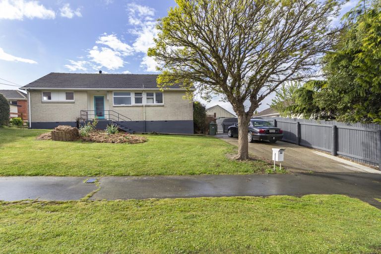 Photo of property in 20 Ash Street, Holmes Hill, Oamaru, 9401