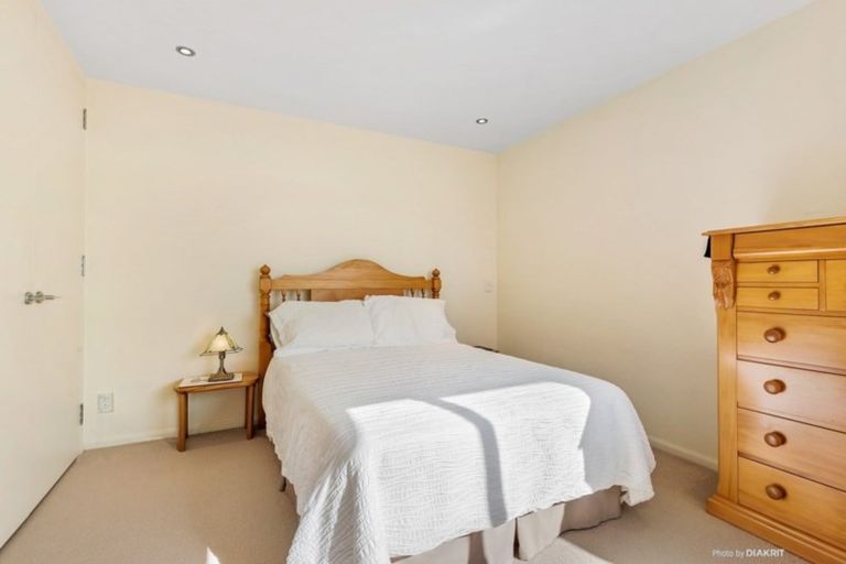 Photo of property in 1/279 Karaka Bay Road, Karaka Bays, Wellington, 6022