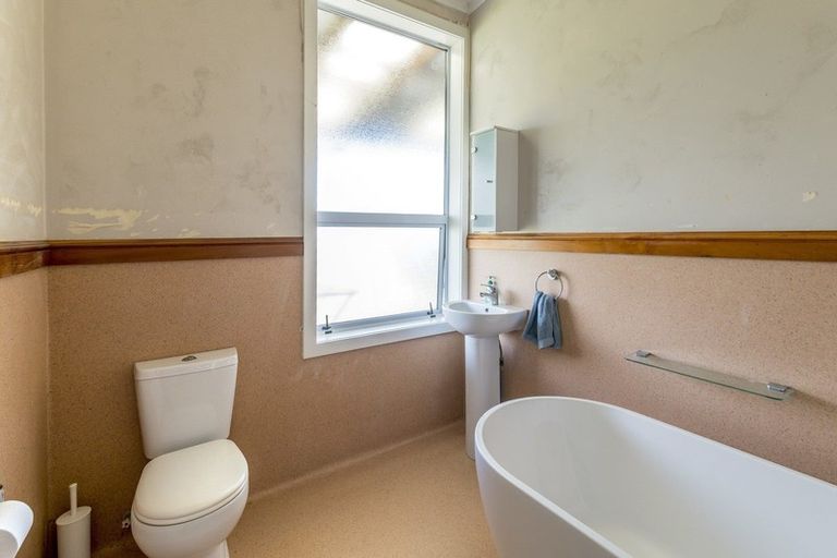 Photo of property in 21 Kings Drive, Levin, 5510