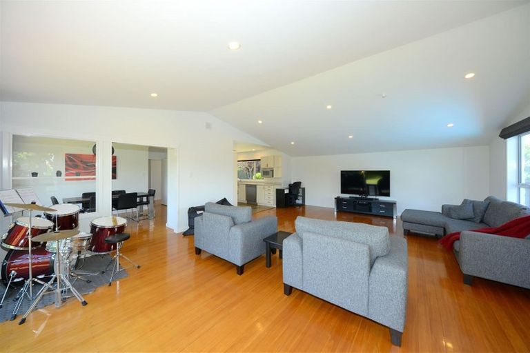 Photo of property in 1 Yardley Street, Avonhead, Christchurch, 8042