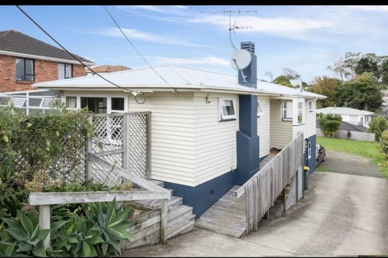 Photo of property in 18 Tristram Avenue, Forrest Hill, Auckland, 0620