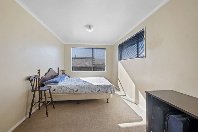 Photo of property in 30 Rahiri Street, Waitara, 4320