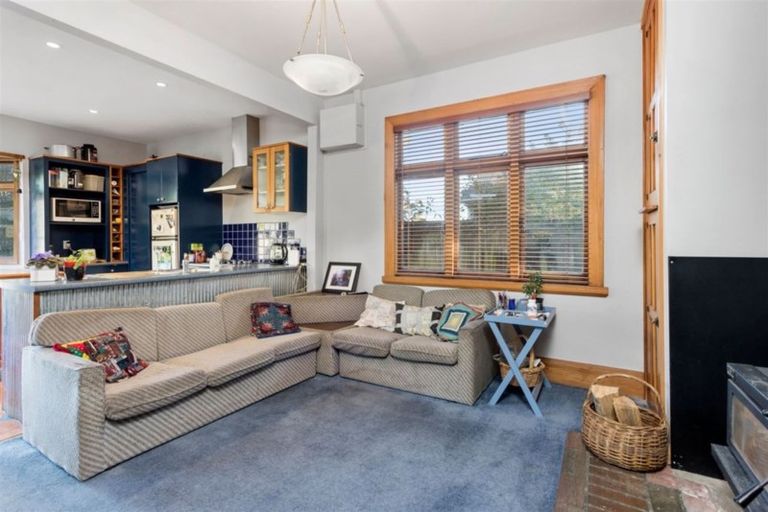 Photo of property in 12 Mayfield Avenue, Mairehau, Christchurch, 8013