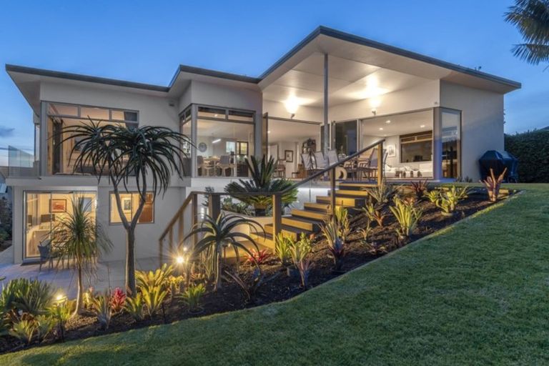 Photo of property in 5 Tinopai Drive, Omokoroa, 3114