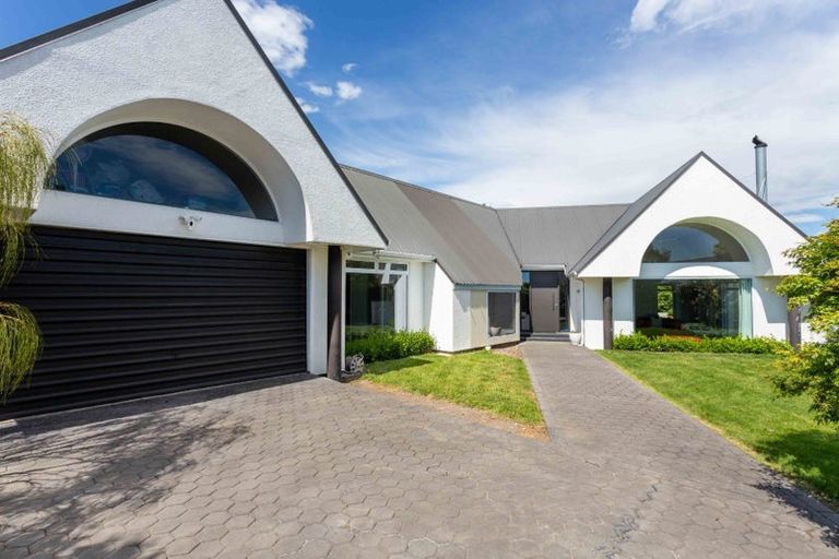 Photo of property in 244 Major Hornbrook Road, Mount Pleasant, Christchurch, 8081
