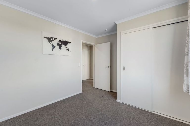 Photo of property in 7 Discovery Place, Marfell, New Plymouth, 4310