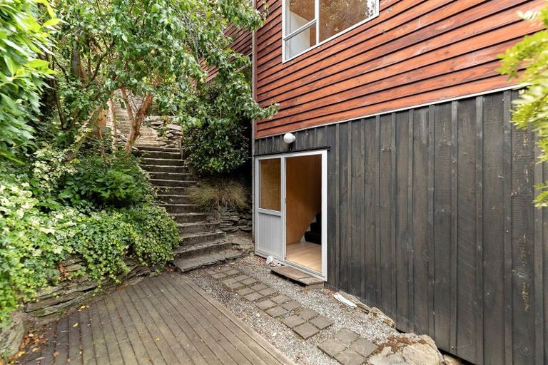 Photo of property in 255 Fernhill Road, Sunshine Bay, Queenstown, 9300