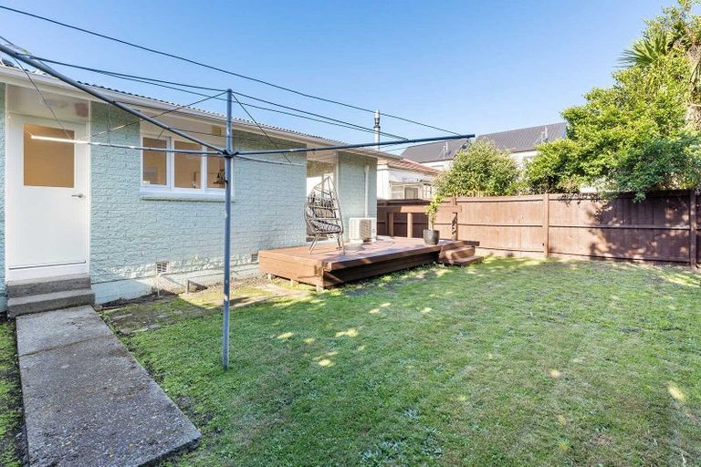Photo of property in 2/14 Frederick Street, Waltham, Christchurch, 8011