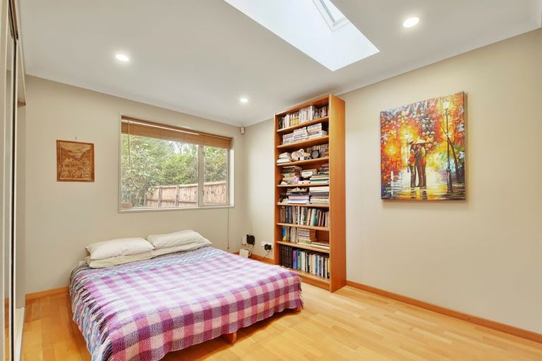 Photo of property in 70f Avonhead Road, Avonhead, Christchurch, 8042