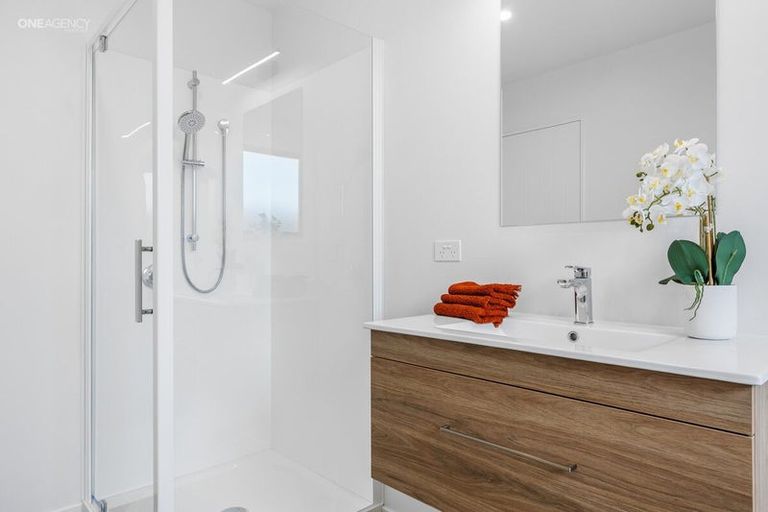 Photo of property in 19 Cassia Way, Rolleston, 7614