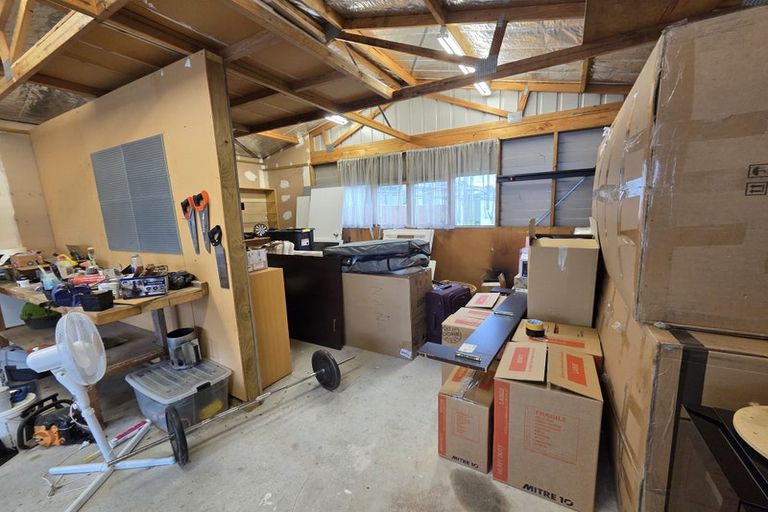 Photo of property in 13 Alton Grove, Masterton, 5810