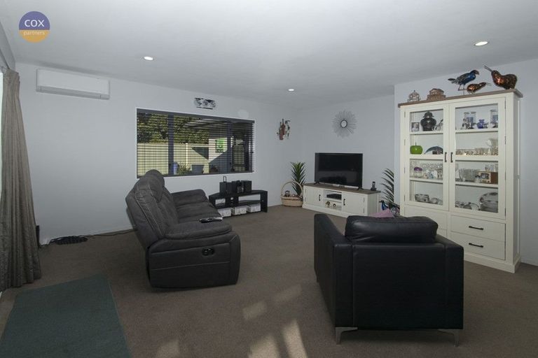 Photo of property in 20 Chelsea Drive, Taradale, Napier, 4112