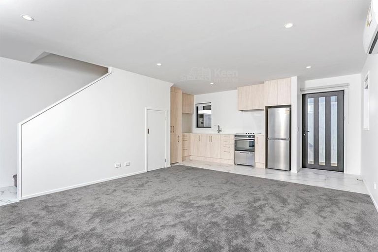 Photo of property in 1/21 Karamu Street, Te Atatu Peninsula, Auckland, 0610