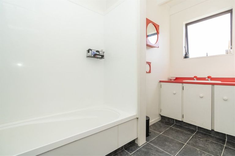 Photo of property in 8c Macdonald Road, Glenview, Hamilton, 3206