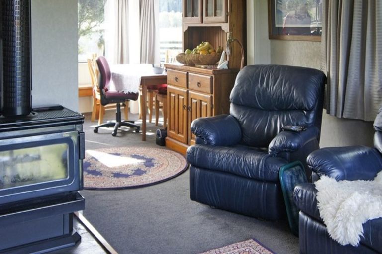 Photo of property in 150 Owaka Valley Road, Owaka, 9586