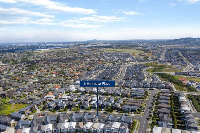 Photo of property in 6 Hirimate Place, Flat Bush, Auckland, 2019