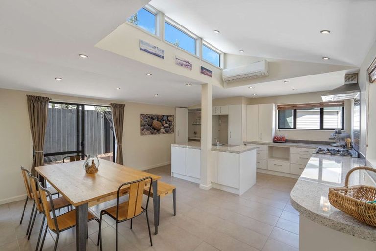 Photo of property in 19 Larnach Street, Waimairi Beach, Christchurch, 8083