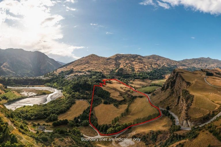 Photo of property in 16 Littles Road, Arthurs Point, Queenstown, 9371