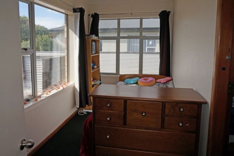 Photo of property in 124 Newcastle Street, Windsor, Invercargill, 9810