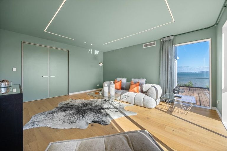 Photo of property in 4 Seawind Way, Hobsonville, Auckland, 0616