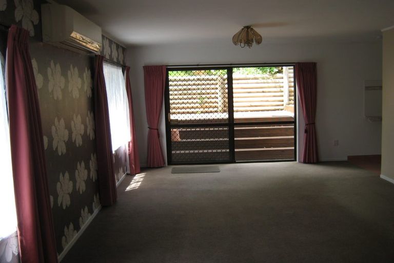 Photo of property in 75 Kennedy Avenue, Forrest Hill, Auckland, 0620