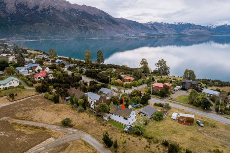Photo of property in 217 Lakeview Terrace, Lake Hawea, Wanaka, 9382