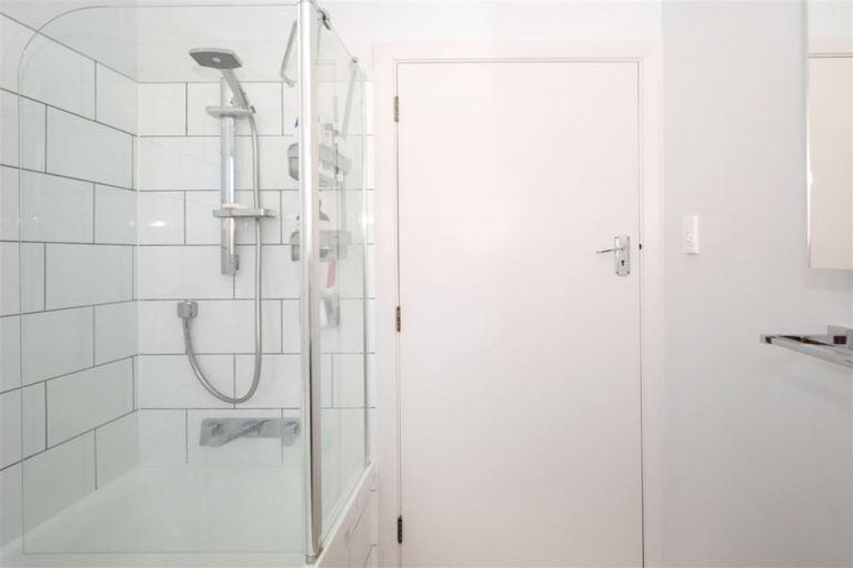 Photo of property in 33 Holdaway Street, Riversdale, Blenheim, 7201