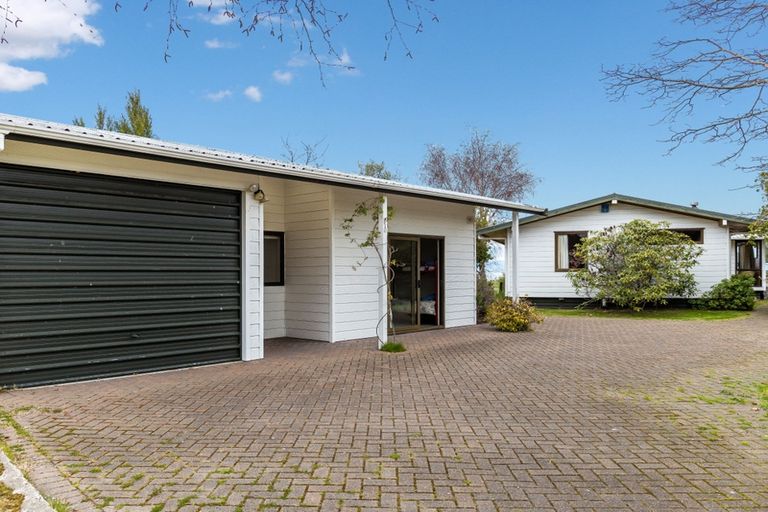 Photo of property in 34 Mahuta Road, Waitahanui, Taupo, 3378