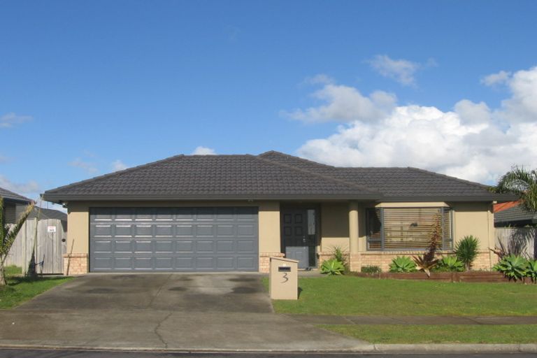 Photo of property in 3 Carlingford Drive, East Tamaki, Auckland, 2016