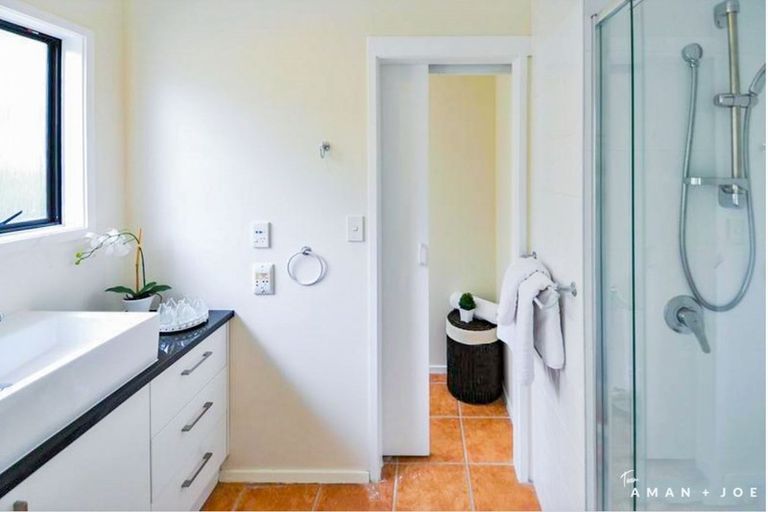 Photo of property in 69 Kennedy Avenue, Forrest Hill, Auckland, 0620