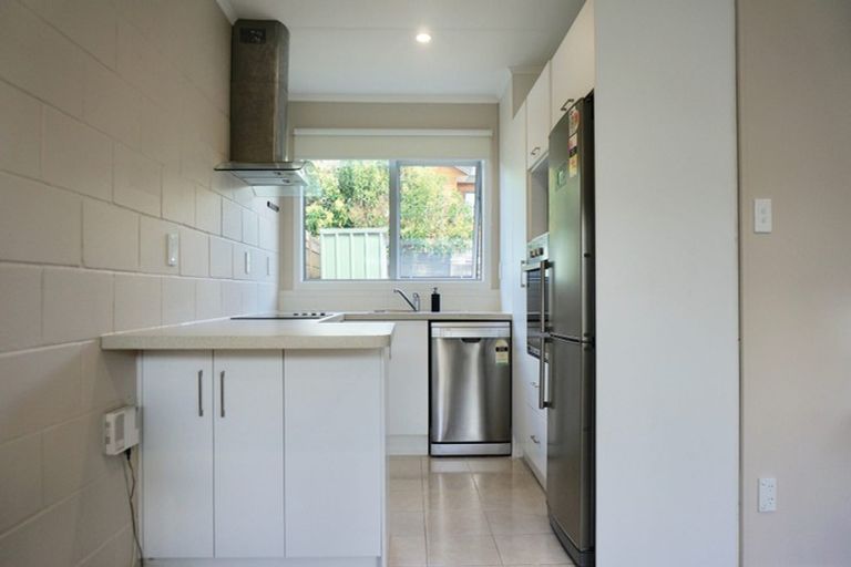 Photo of property in 2/14 Brook Street, Milford, Auckland, 0620