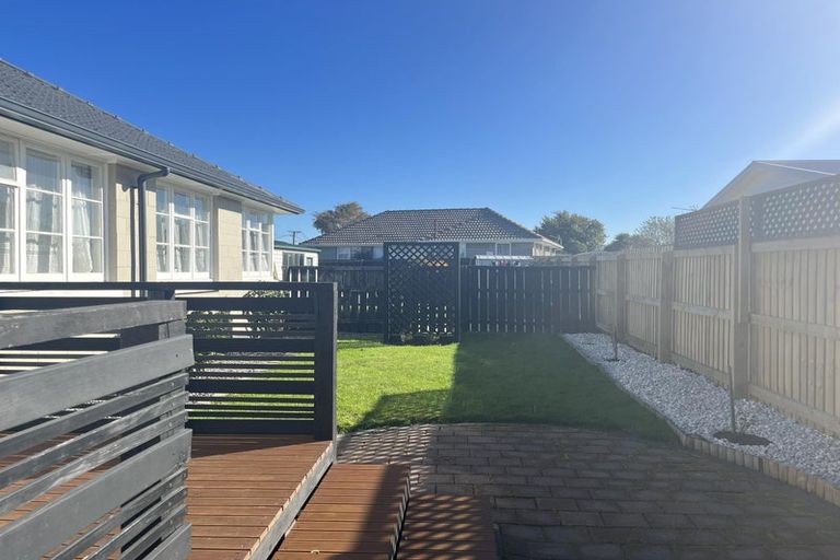 Photo of property in 2 Grosvenor Street, Redwood, Christchurch, 8051