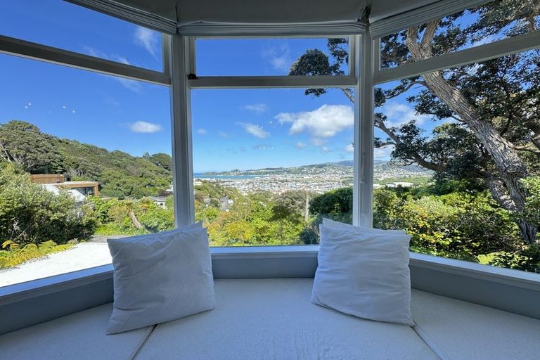 Photo of property in 117 Townsend Road, Miramar, Wellington, 6022