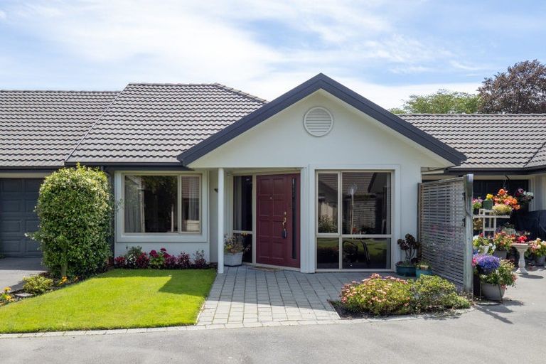 Photo of property in 2/19 Tancred Street, Ashburton, 7700