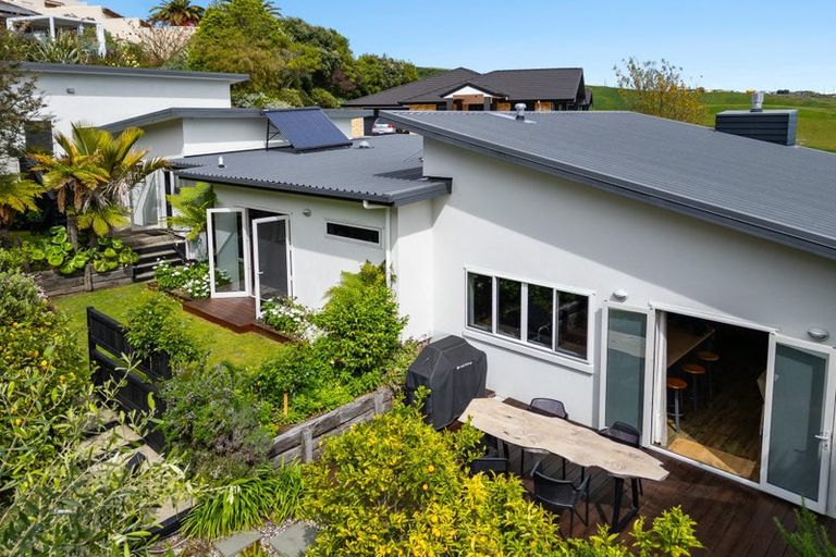 Photo of property in 19 Springlea Heights, Atawhai, Nelson, 7010