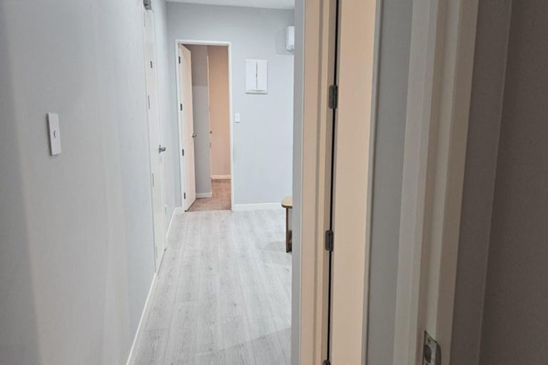 Photo of property in 5 Kate Duncan Drive, Swanson, Auckland, 0614