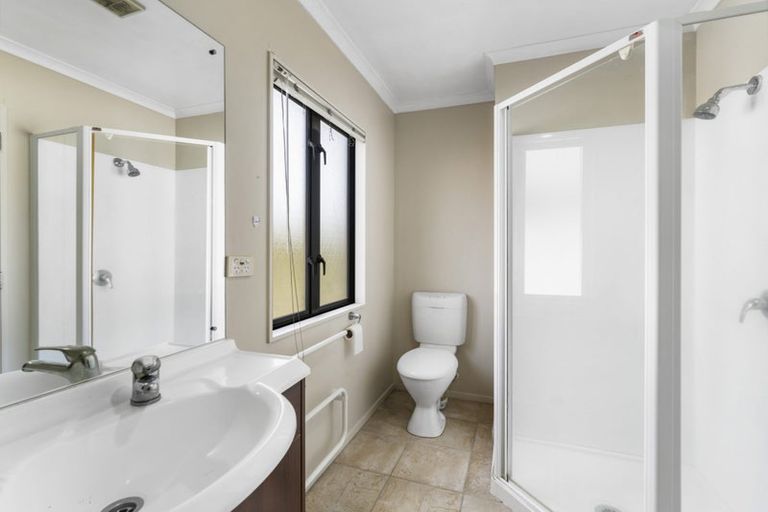 Photo of property in 24 Sheddings Lane, East Tamaki, Auckland, 2016