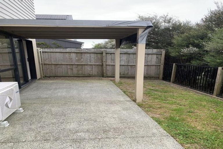Photo of property in 49 Black Beech Crescent, Takanini, 2110