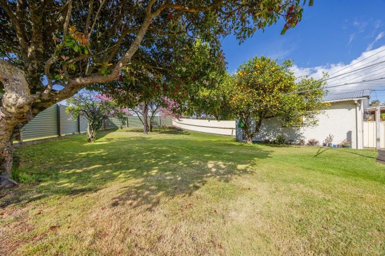 Photo of property in 1 Ruataniwha Street, Waipukurau, 4200