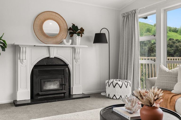 Photo of property in 307 Ruakokoputuna Road, Ruakokoputuna, Martinborough, 5781