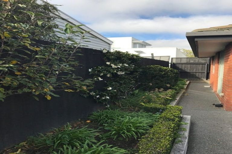 Photo of property in 398a Ilam Road, Bryndwr, Christchurch, 8053