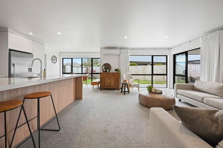 Photo of property in 5 Winslow Court, Huntington, Hamilton, 3210