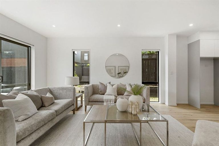 Photo of property in 3 Mahinga Kai Way, Belmont, Auckland, 0622