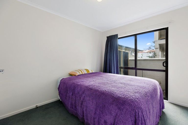 Photo of property in 8e Heath Street, Mount Maunganui, 3116