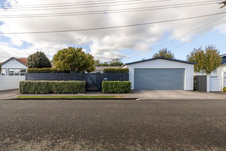 Photo of property in 11 Tokomaru Street, Welbourn, New Plymouth, 4312