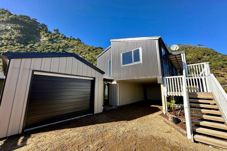 Photo of property in 4 Horncastle Crescent, Little Wanganui, Karamea, 7893