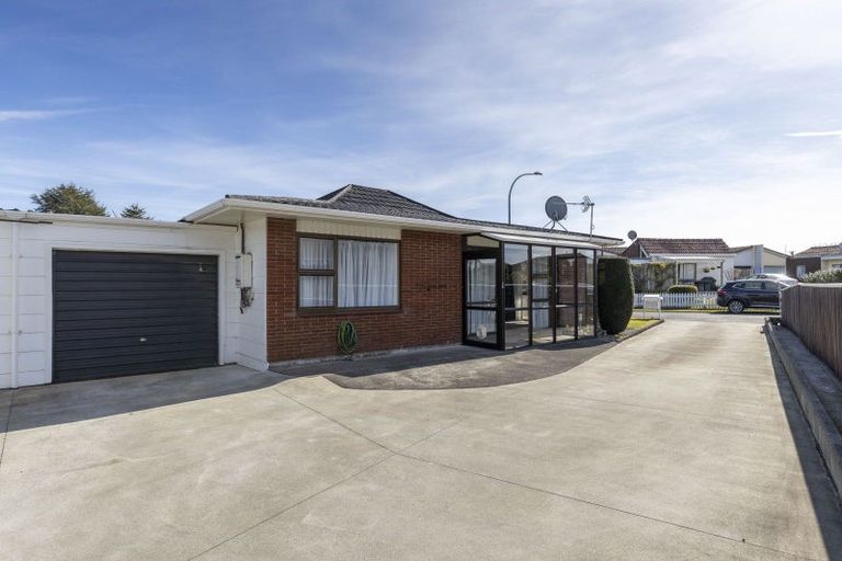 Photo of property in 10 Kapui Place, Waitara, 4320