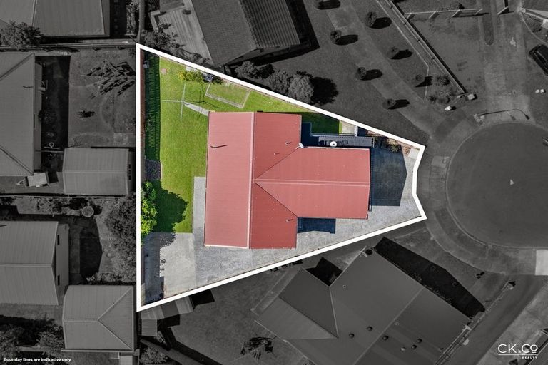 Photo of property in 5 Ferretti Grove, Avalon, Lower Hutt, 5011