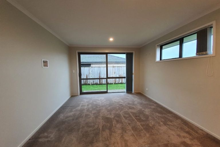 Photo of property in 12 Maxwell Road, Pukekohe, 2120